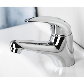 Isen 2602L Смеситель для ванны с длинным изливом