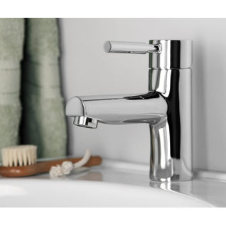 Main 4101 Смеситель для ванны с коротким изливом